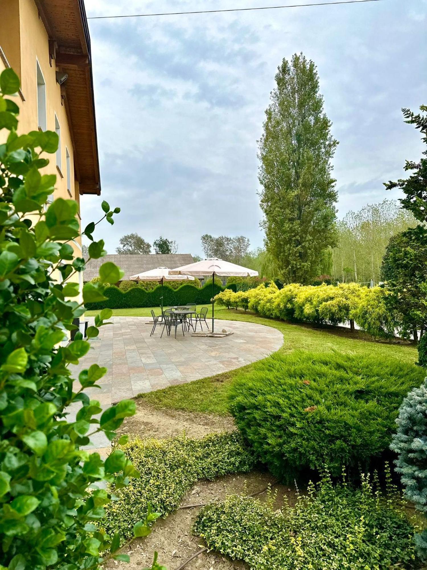 Hotel Del Parco Vigevano Luaran gambar